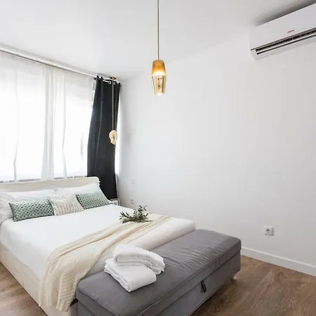 Oda ve Kahvaltı Airport 4*