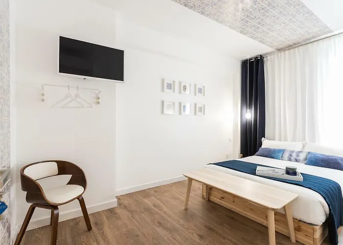 Airport Bed & Breakfast Lisboa